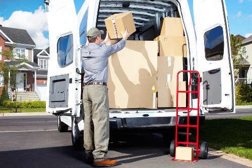 Sthelier Storage helping during moving and transition periods